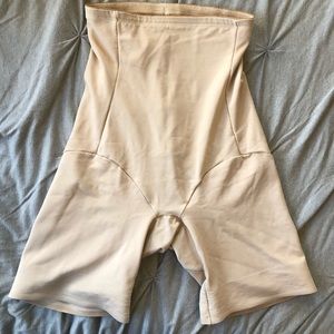 Naomi & Nicole Shapewear, sz L